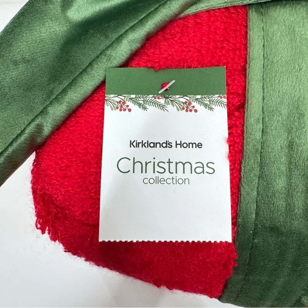 Kirkland’s Home “Wrapped Christmas Present” Cubed Pillow With Bow New Nwt